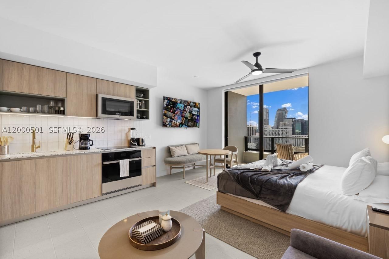 Real estate property located at 159 NE 6 ST ST #3206, Miami-dade, Natiivo/ Gale Residences, Miami, FL