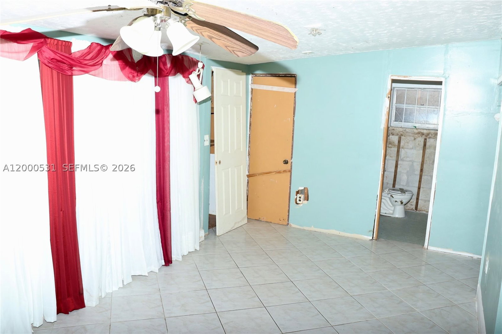 Real estate property located at 1240 214th St, Miami-dade, Ives Estates Sec 4, Miami, FL