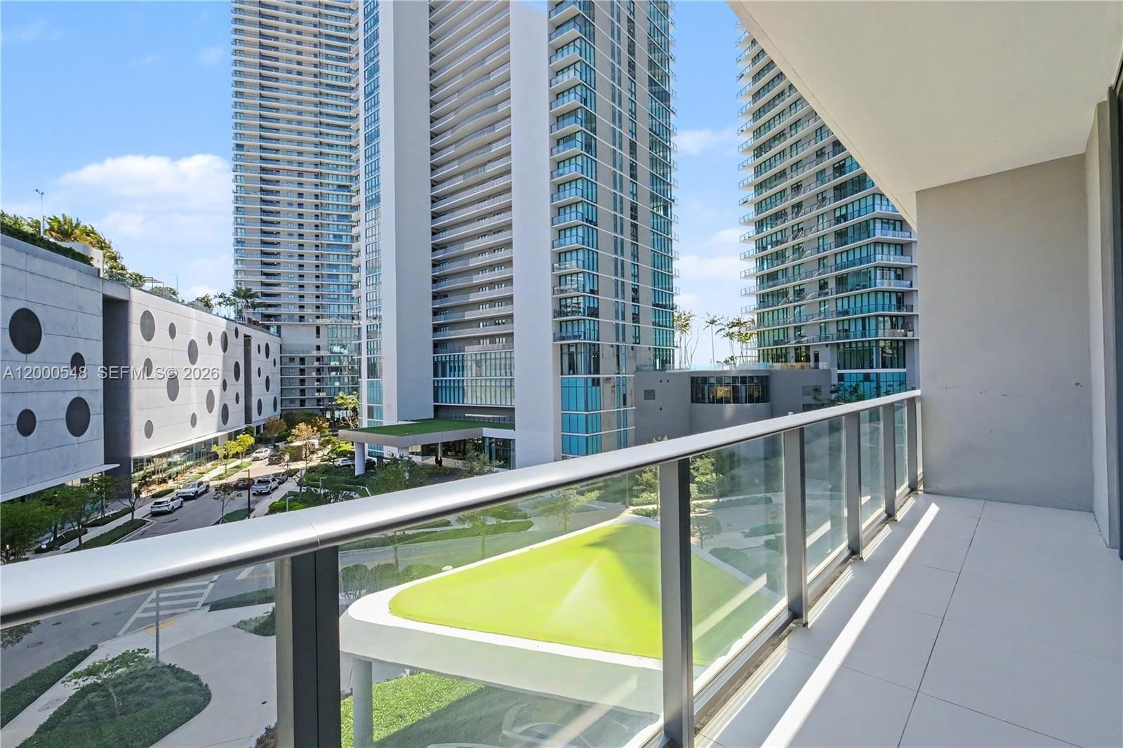 Real estate property located at 501 31st St #302, Miami-dade, Paraiso Bayviews Condo, Miami, FL