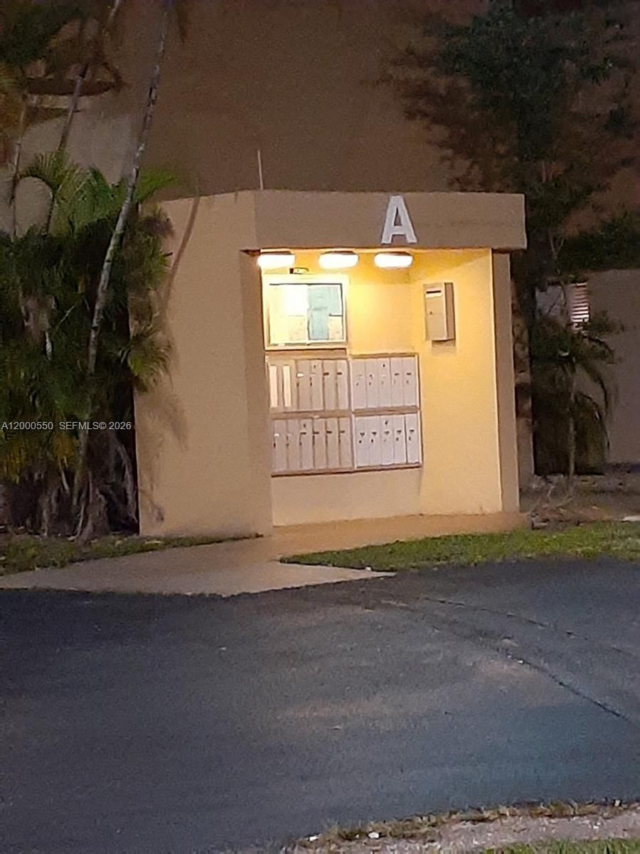 Real estate property located at 8415 107th Ave #238W, Miami-dade, Kendall Acres West Condo, Miami, FL