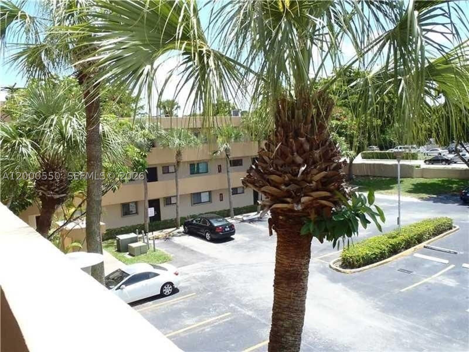 Real estate property located at 8415 107th Ave #238W, Miami-dade, Kendall Acres West Condo, Miami, FL