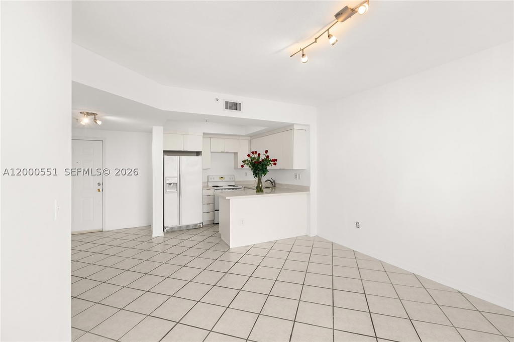 Real estate property located at 3500 Coral Way #1112, Miami-dade, Coral Plaza Of Miami Cond, Miami, FL