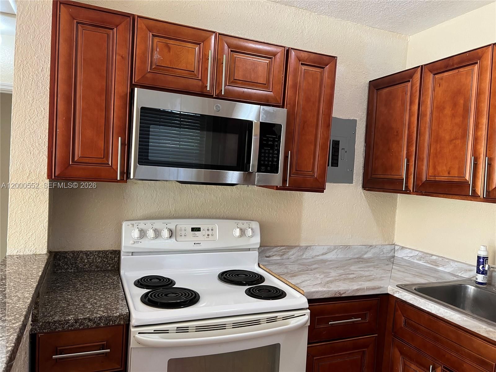 Real estate property located at 931 34th Way, Broward, Sunrise Heights, Lauderhill, FL