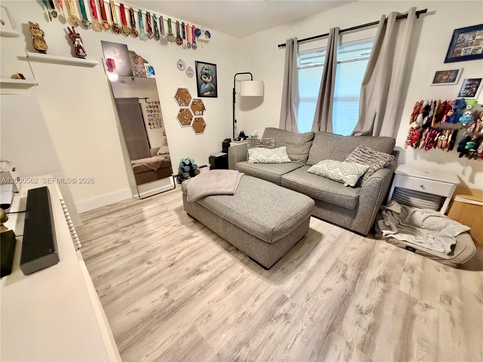 Real estate property located at 11259 88th St #204H, Miami-dade, Pine Grove Condo, Miami, FL