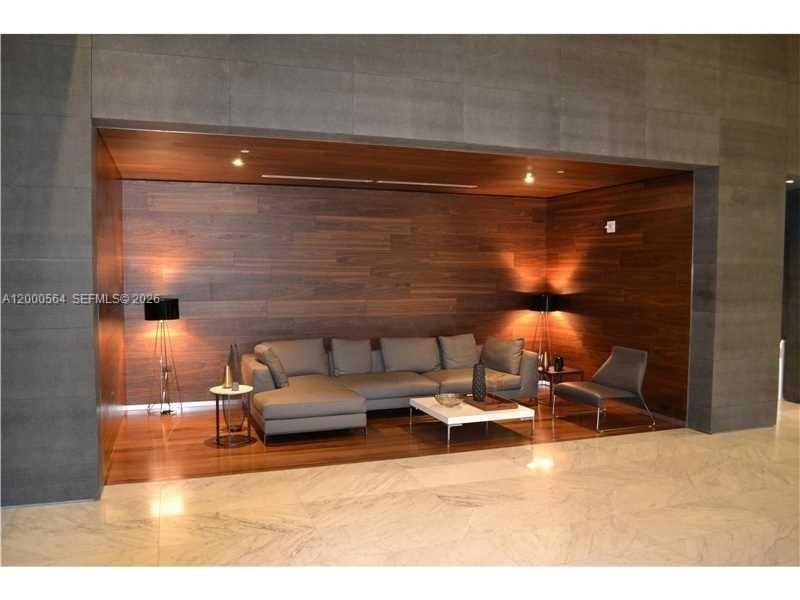 Real estate property located at 68 6th St #2409, Miami-dade, Reach Condo, Miami, FL