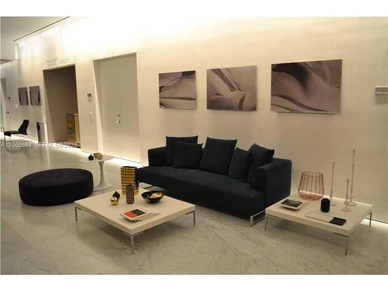 Real estate property located at 68 6th St #2409, Miami-dade, Reach Condo, Miami, FL