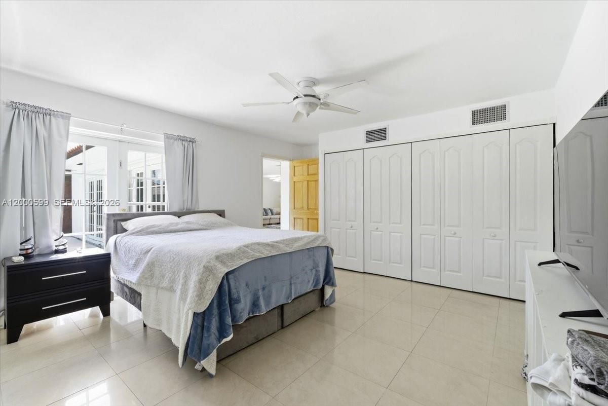 Real estate property located at 8197 14th Ct, Miami-dade, Palm Springs Lakes 2nd Ad, Hialeah, FL