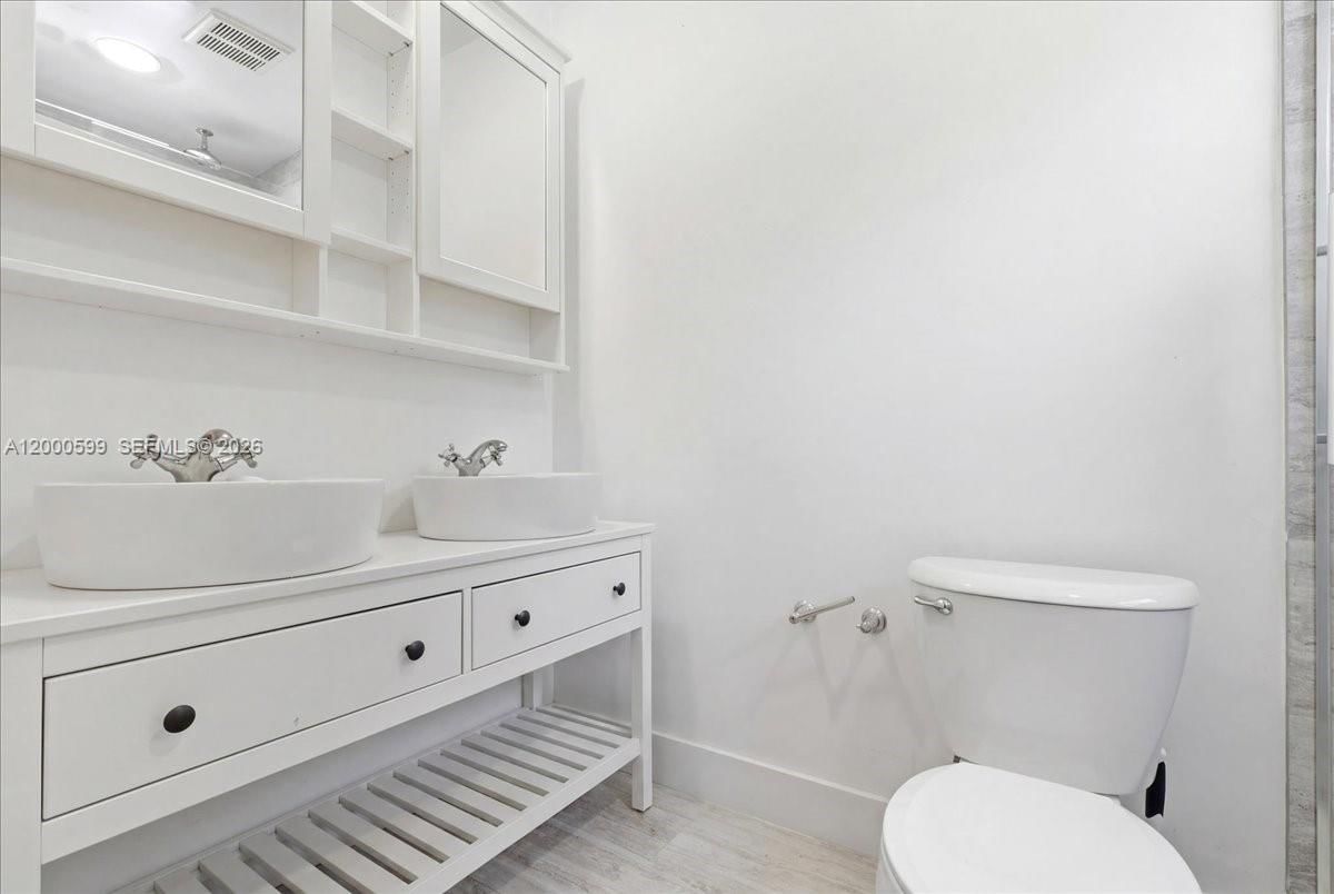 Real estate property located at 8197 14th Ct, Miami-dade, Palm Springs Lakes 2nd Ad, Hialeah, FL