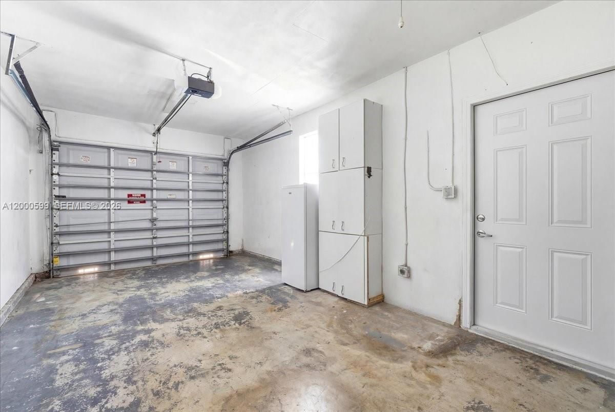 Real estate property located at 8197 14th Ct, Miami-dade, Palm Springs Lakes 2nd Ad, Hialeah, FL