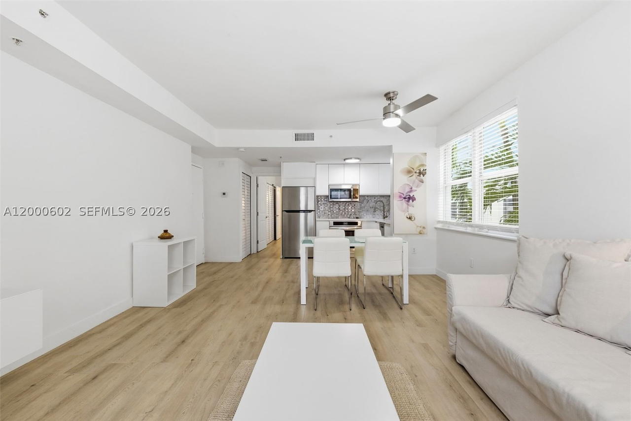 Real estate property located at 1550 Drexel Ave #207, Miami-dade, Ohio Apartment Bldg Condo, Miami Beach, FL