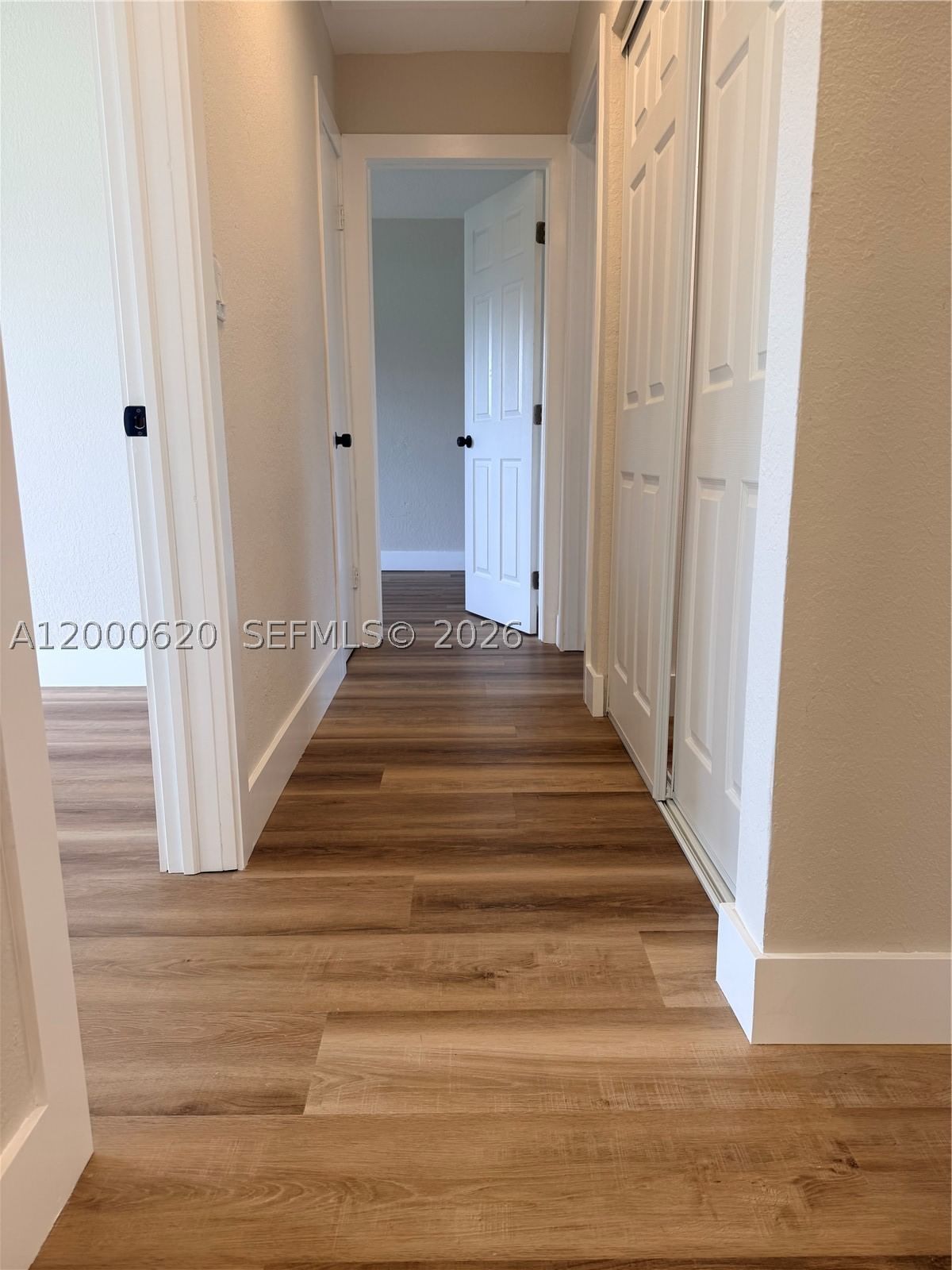 Real estate property located at 12104 110th St Cir S, Miami-dade, Devon-aire Villas Sec 3, Miami, FL