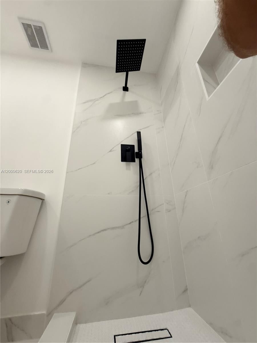 Real estate property located at 12104 110th St Cir S, Miami-dade, Devon-aire Villas Sec 3, Miami, FL