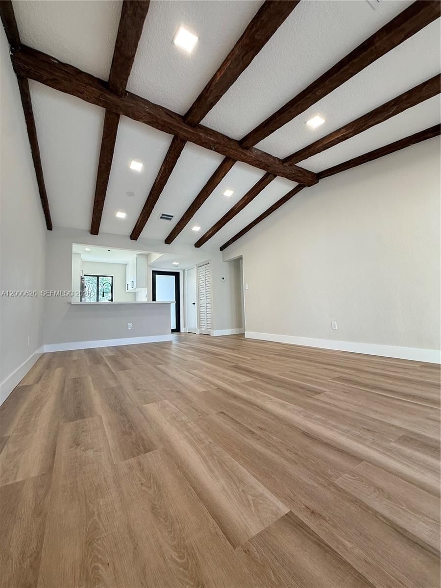 Real estate property located at 12104 110th St Cir S, Miami-dade, Devon-aire Villas Sec 3, Miami, FL