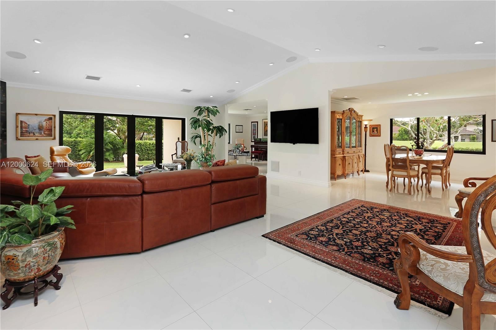 Real estate property located at 3650 36th Ave #2, Broward, Villa Residences Of Emera, Hollywood, FL