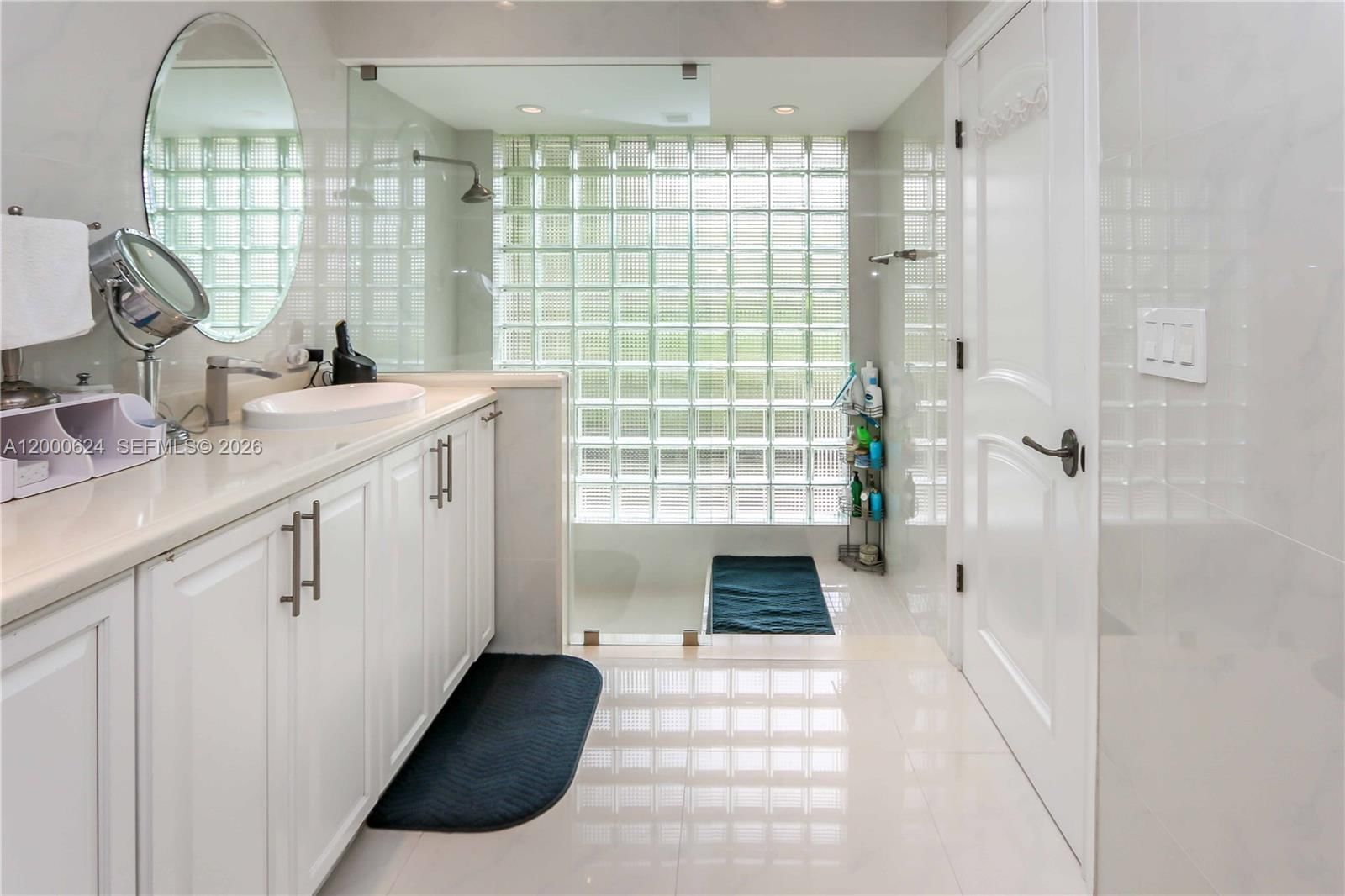 Real estate property located at 3650 36th Ave #2, Broward, Villa Residences Of Emera, Hollywood, FL