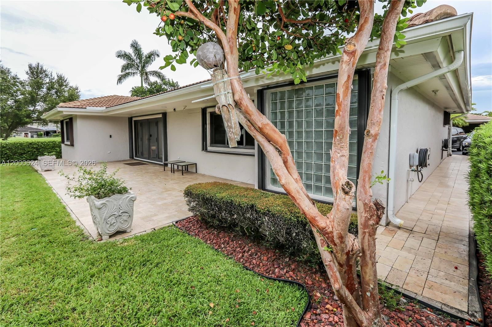 Real estate property located at 3650 36th Ave #2, Broward, Villa Residences Of Emera, Hollywood, FL