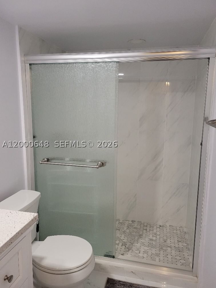 Real estate property located at 1833 Ocean Dr #307, Broward, Plaza Towers North Condo, Hallandale Beach, FL
