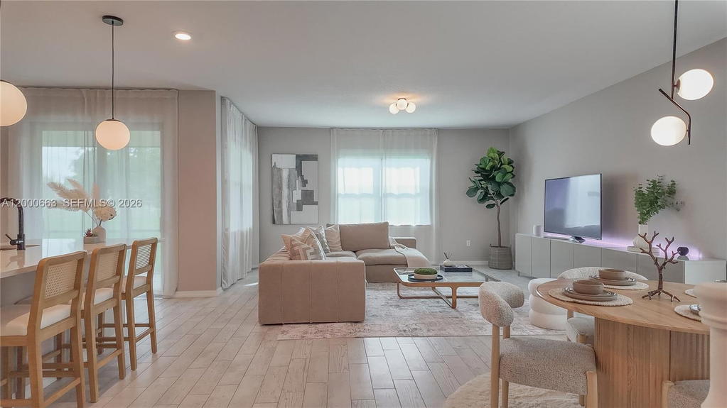 Real estate property located at 8108 78th St, Broward, Woodmont Pods B F & G, Tamarac, FL