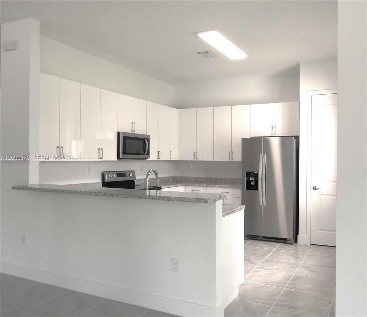 Real estate property located at 11998 232nd St, Miami-dade, Golden Park, Miami, FL