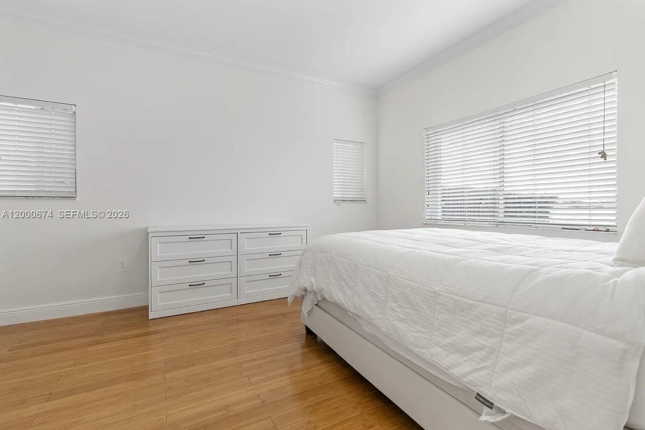 Real estate property located at 13430 136th Ter, Miami-dade, Twin Lake Shores West, Miami, FL