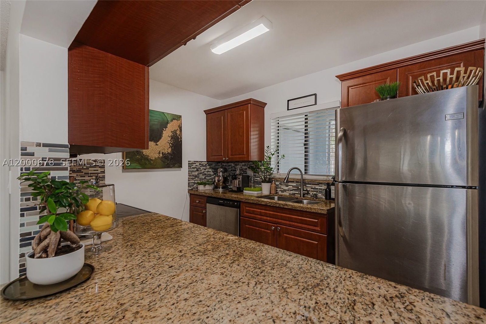 Real estate property located at 159 Lakeview Dr #102, Broward, Racquet Club Village Apar, Weston, FL