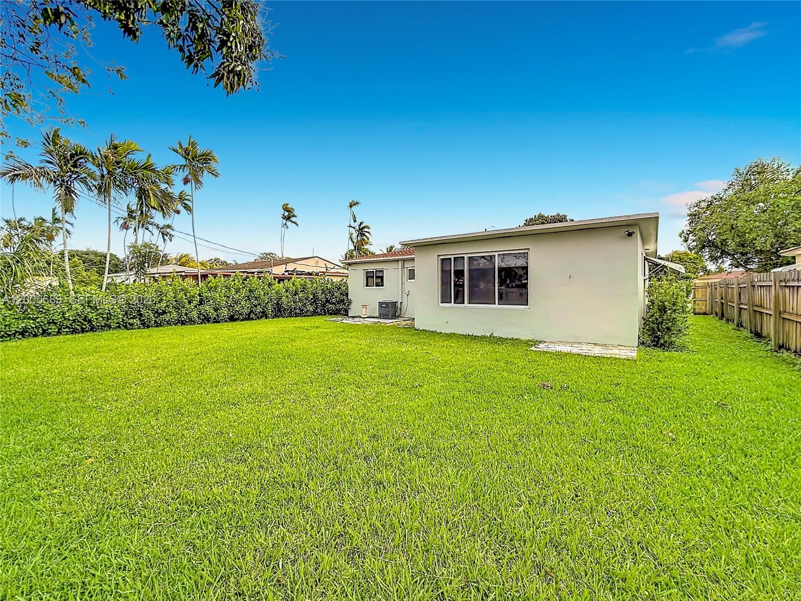 Real estate property located at 1979 176, Miami-dade, Fulford By Sea Sec A, North Miami Beach, FL