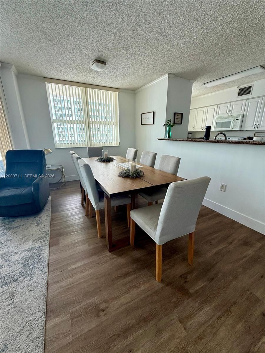 Real estate property located at 1155 Brickell Bay Dr #1702, Miami-dade, The Mark On Brickell Cond, Miami, FL