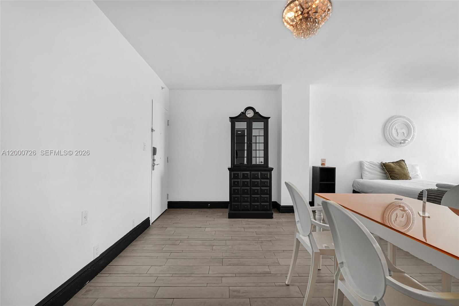 Real estate property located at 1100 West Ave #916, Miami-dade, 1100 West Condo, Miami Beach, FL