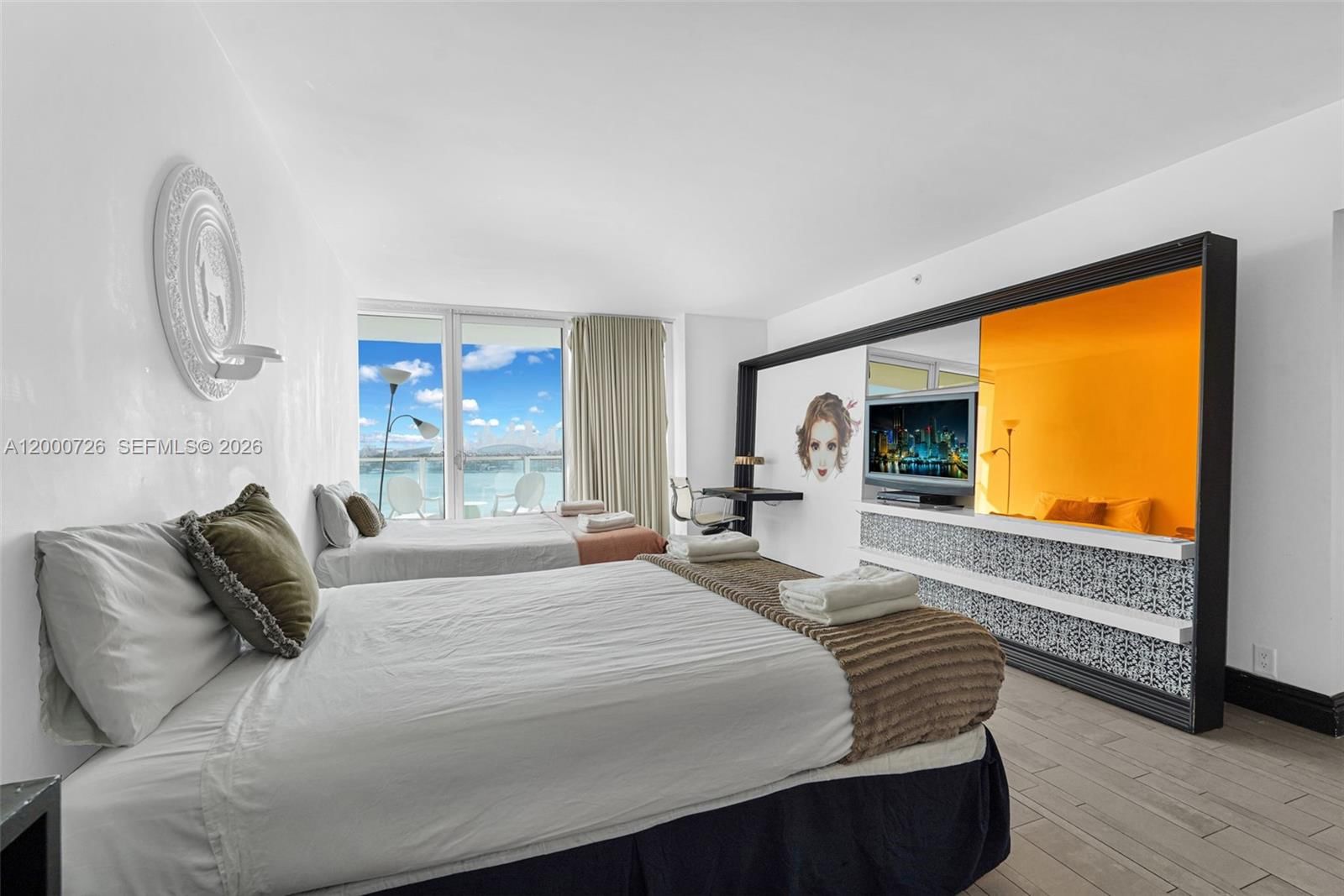 Real estate property located at 1100 West Ave #916, Miami-dade, 1100 West Condo, Miami Beach, FL