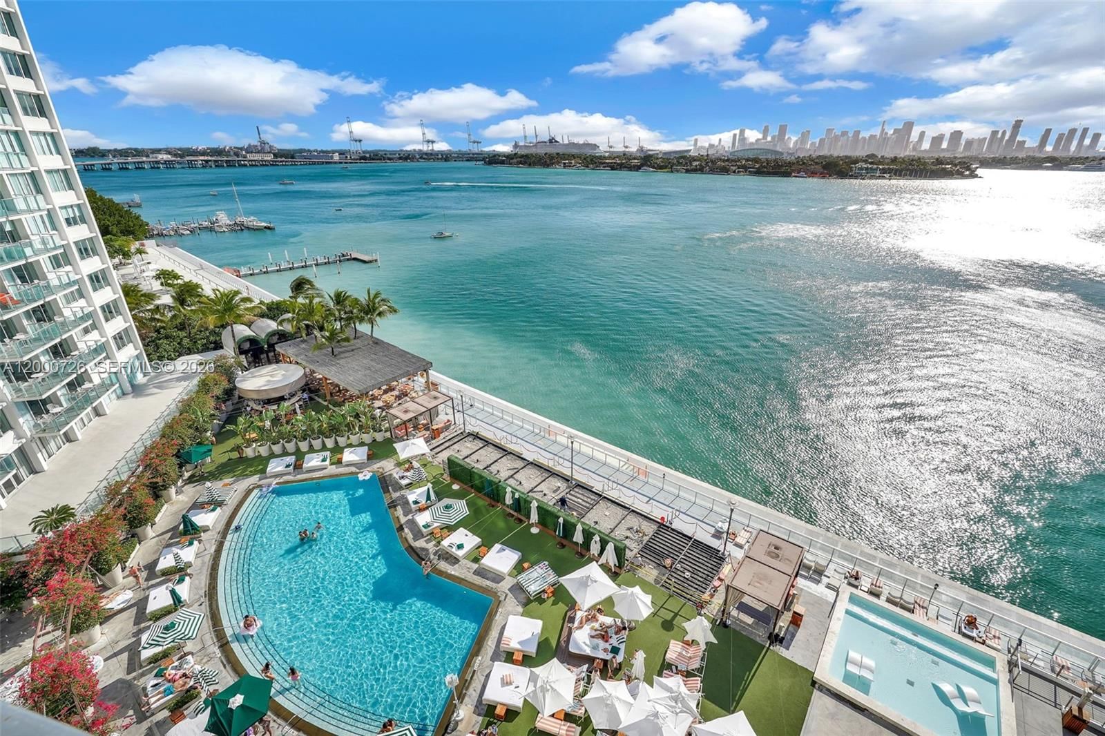 Real estate property located at 1100 West Ave #916, Miami-dade, 1100 West Condo, Miami Beach, FL