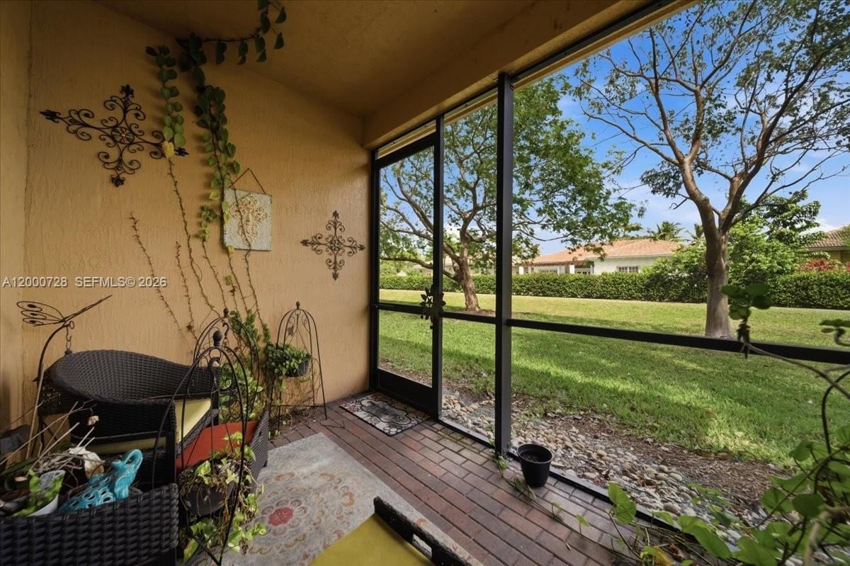 Real estate property located at 110 Riverwalk Cir E, Broward, Sunburst Properties Devel, Plantation, FL