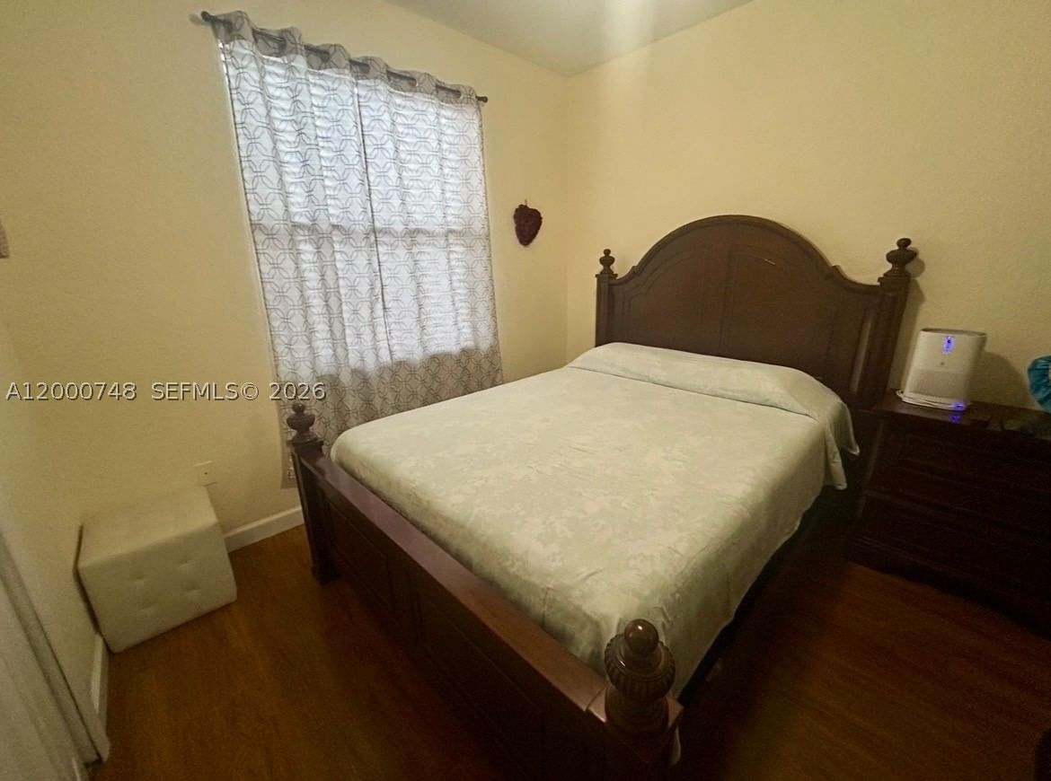 Real estate property located at 8135 198th Ter, Miami-dade, Spanish Lakes 2nd Addn, Hialeah, FL