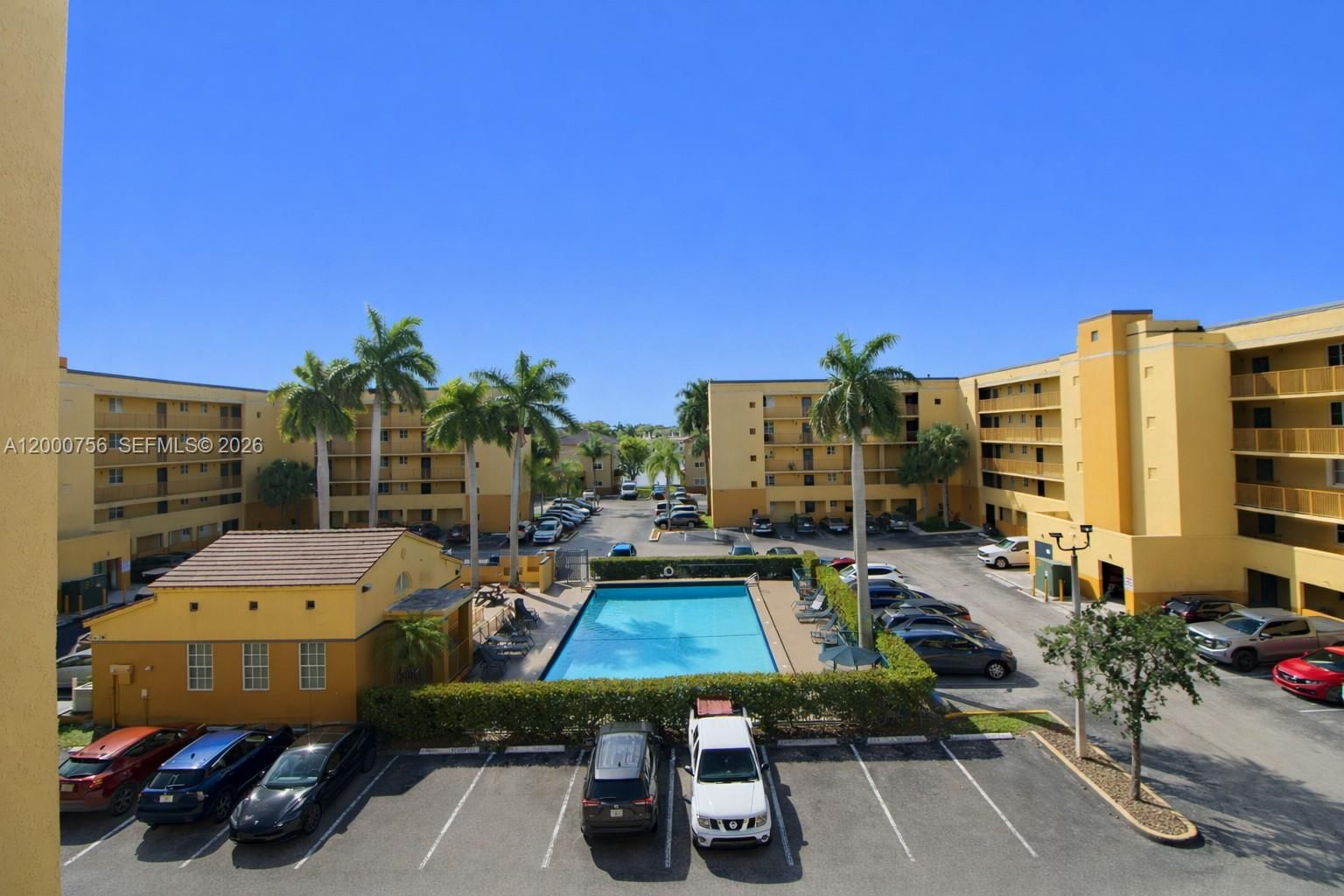 Real estate property located at 14951 82nd Ln #17-402, Miami-dade, Waterview Condo, Miami, FL