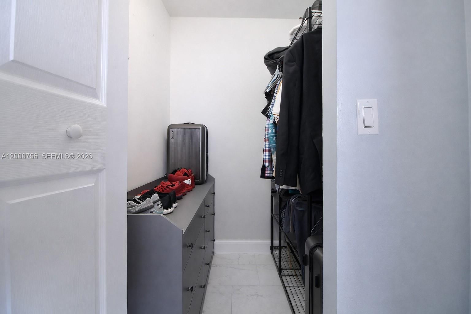 Real estate property located at 14951 82nd Ln #17-402, Miami-dade, Waterview Condo, Miami, FL