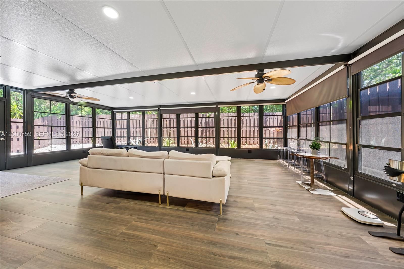 Real estate property located at 1077 170th Ave, Broward, Lakes Of Western Pines Re, Pembroke Pines, FL