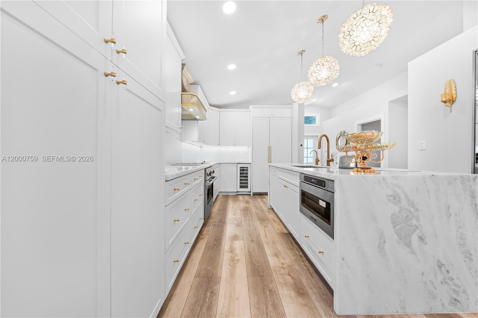 Real estate property located at 1077 170th Ave, Broward, Lakes Of Western Pines Re, Pembroke Pines, FL