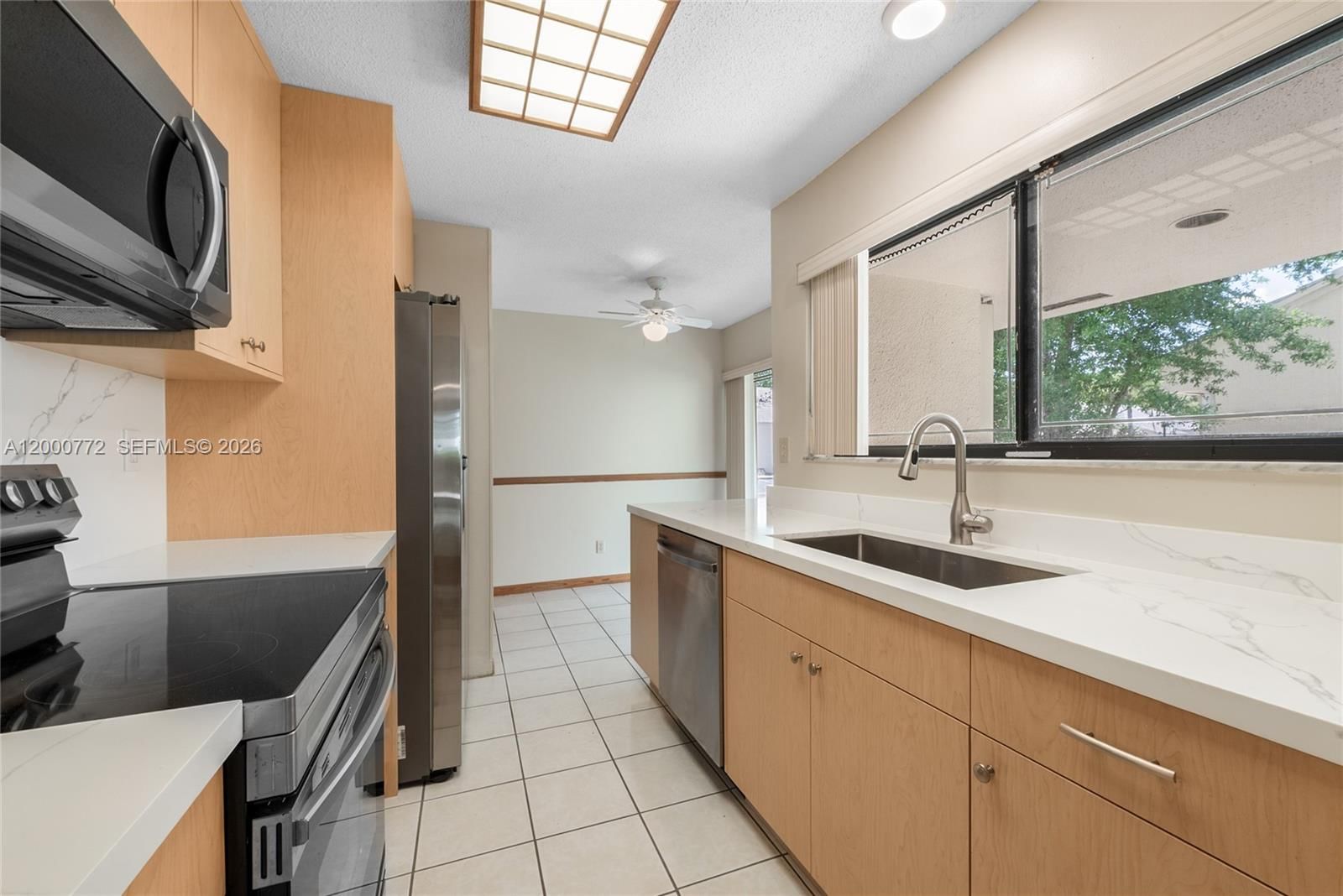 Real estate property located at 12313 148th Ter, Miami-dade, Villas Of Deerwood Replat, Miami, FL