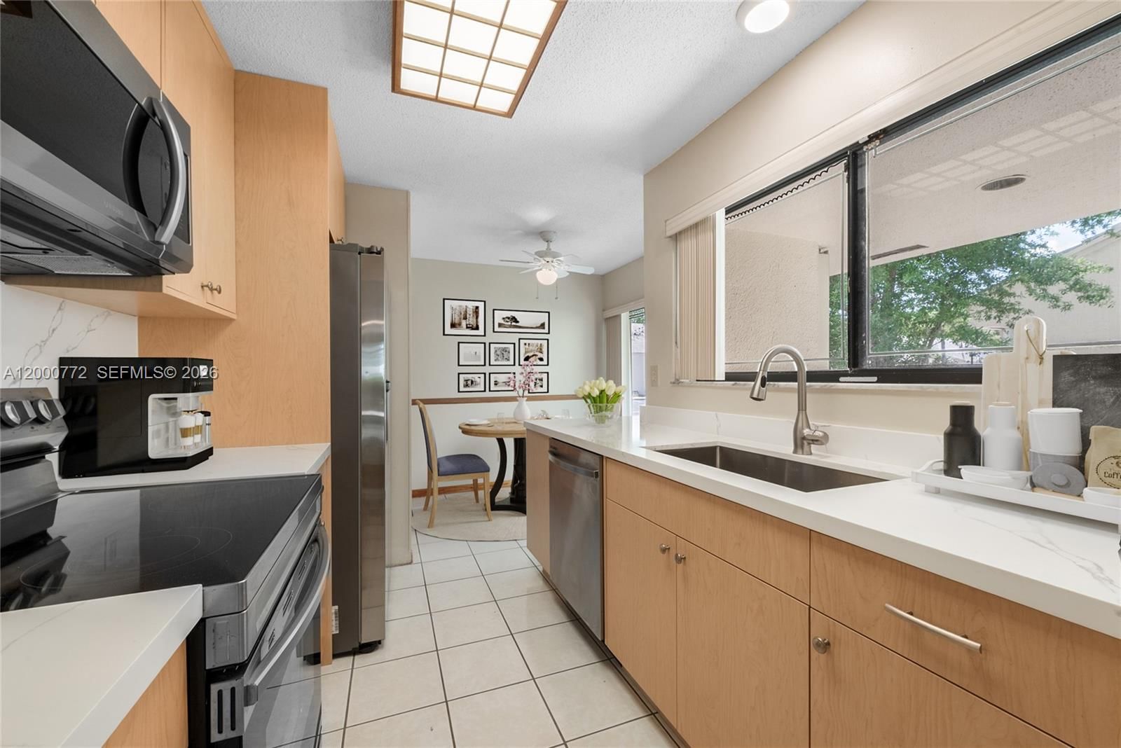 Real estate property located at 12313 148th Ter, Miami-dade, Villas Of Deerwood Replat, Miami, FL