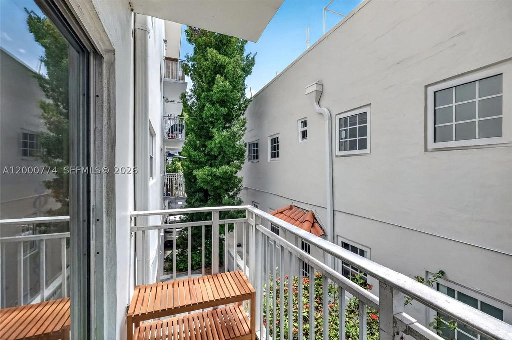 Real estate property located at 1519 Drexel Ave #201 + DEN, Miami-dade, Drexel 15 Condo, Miami Beach, FL