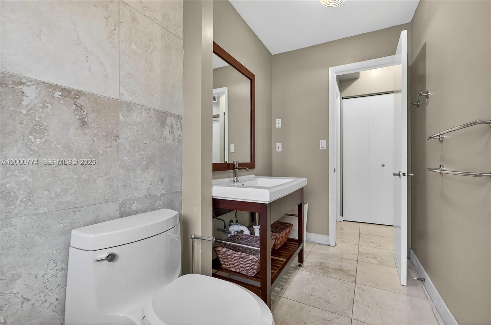 Real estate property located at 1519 Drexel Ave #201, Miami-dade, Drexel 15 Condo, Miami Beach, FL