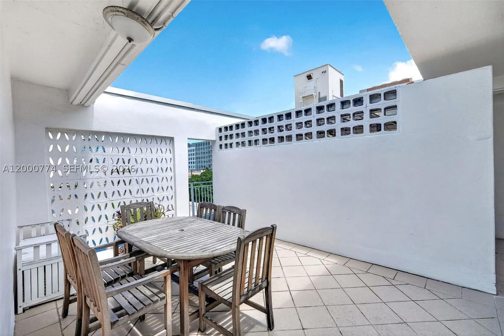 Real estate property located at 1519 Drexel Ave #201 + DEN, Miami-dade, Drexel 15 Condo, Miami Beach, FL
