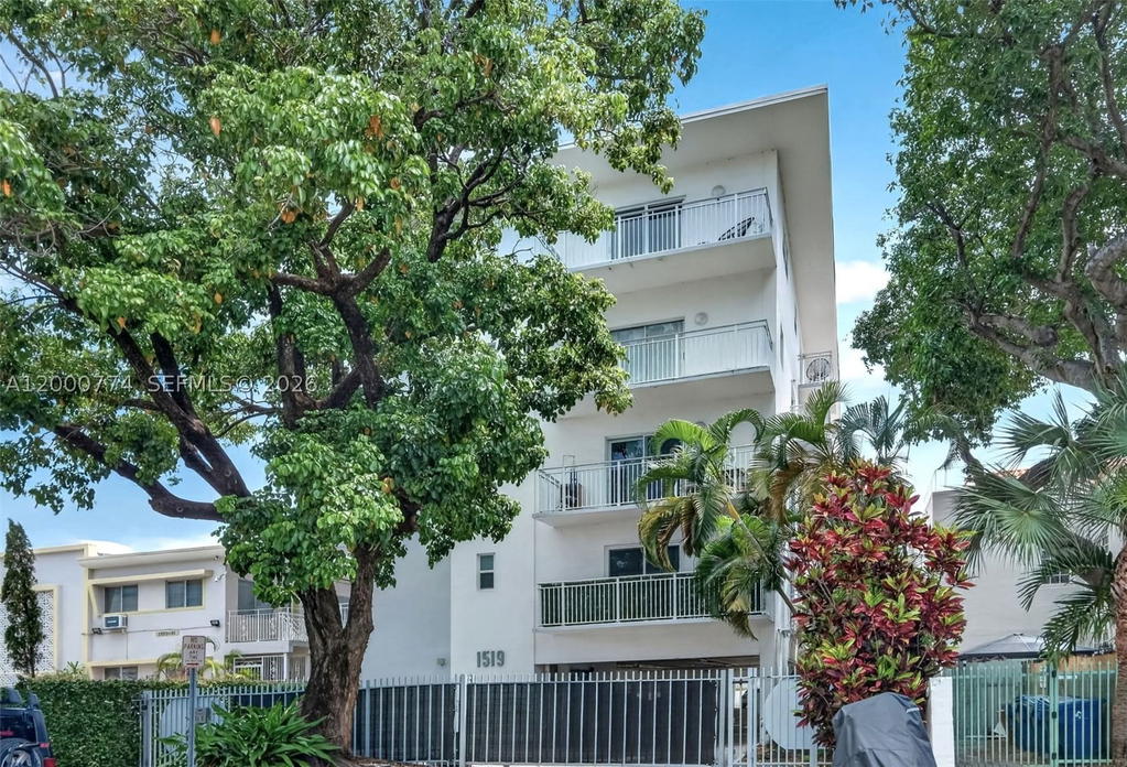 Real estate property located at 1519 Drexel Ave #201 + DEN, Miami-dade, Drexel 15 Condo, Miami Beach, FL