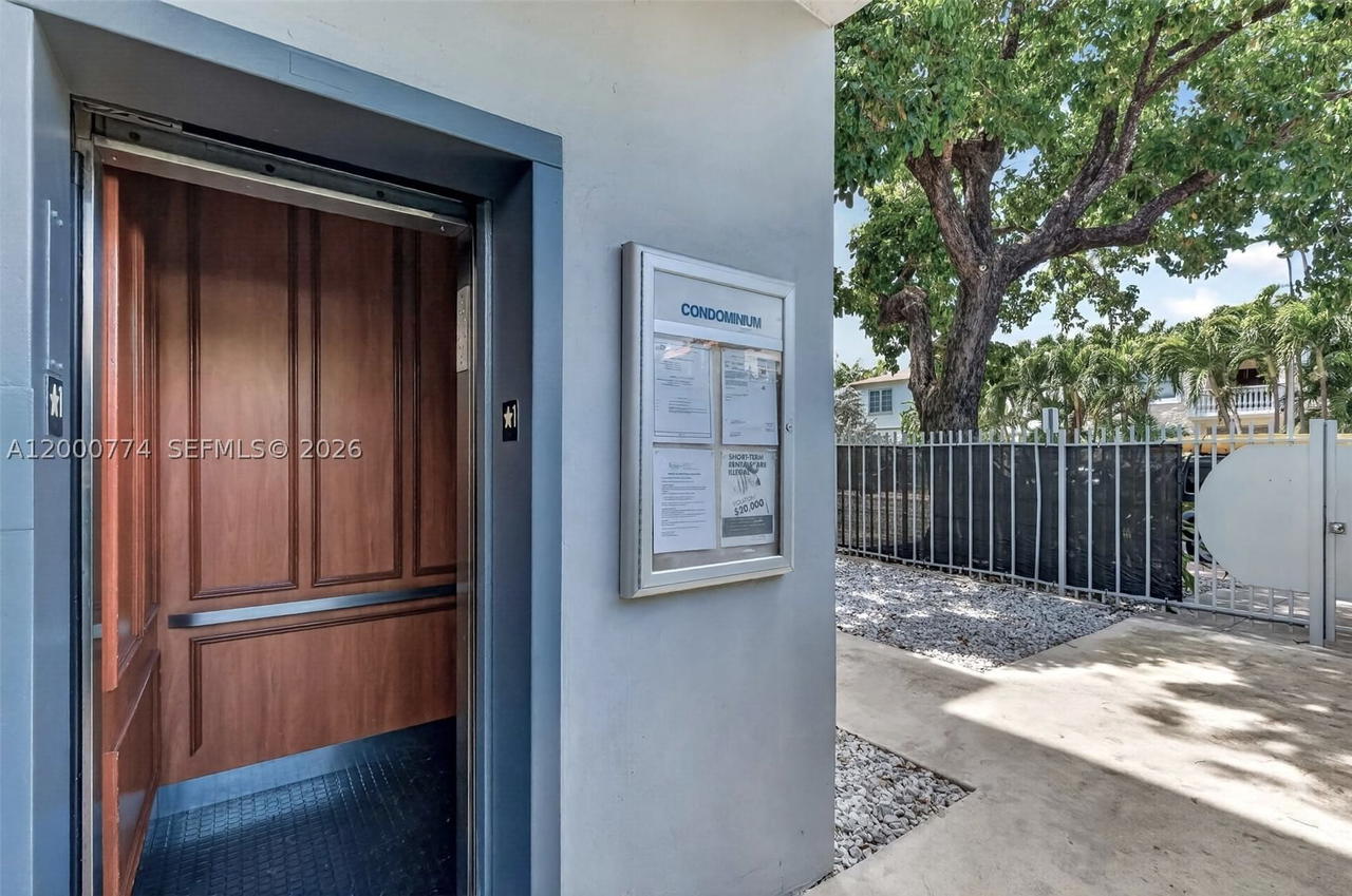 Real estate property located at 1519 Drexel Ave #201 + DEN, Miami-dade, Drexel 15 Condo, Miami Beach, FL