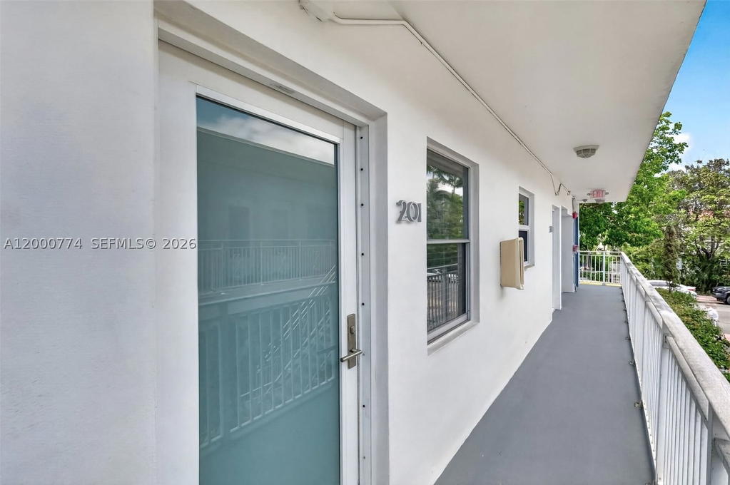 Real estate property located at 1519 Drexel Ave #201 + DEN, Miami-dade, Drexel 15 Condo, Miami Beach, FL