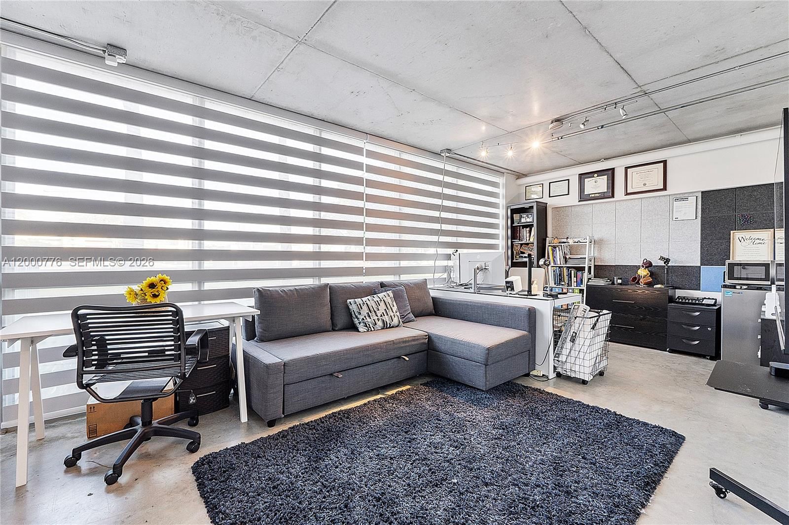 Real estate property located at 2100 Van Buren St #102, Broward, Lofts At Hollywood Statio, Hollywood, FL