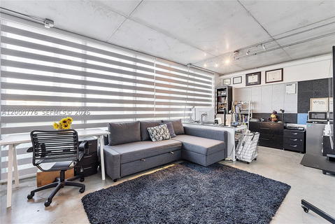 Real estate property located at 2100 Van Buren St #102, Broward, Lofts At Hollywood Statio, Hollywood, FL
