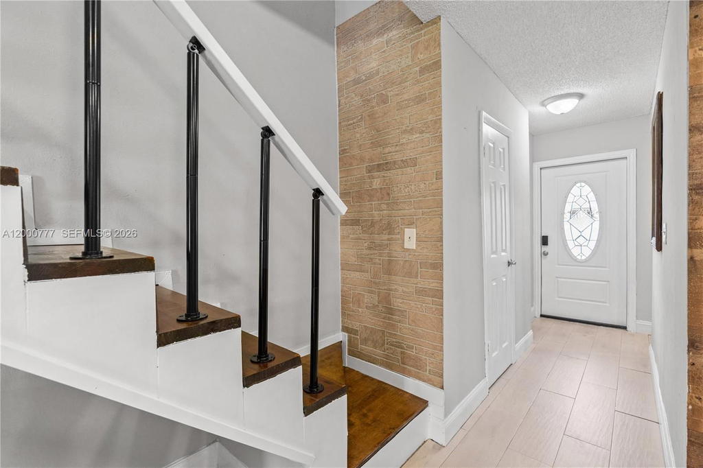 Real estate property located at 1705 57th St #506, Miami-dade, Villa 56 Condo, Hialeah, FL