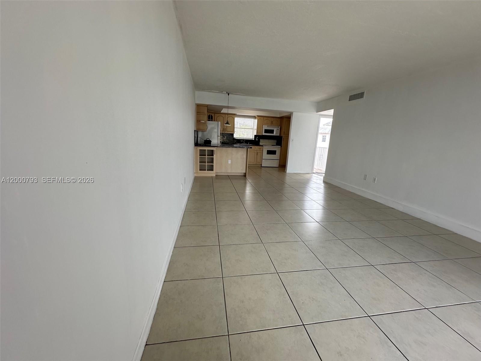 Real estate property located at 7340 82nd St C203, Miami-dade, Village At Dadeland Condo, Miami, FL