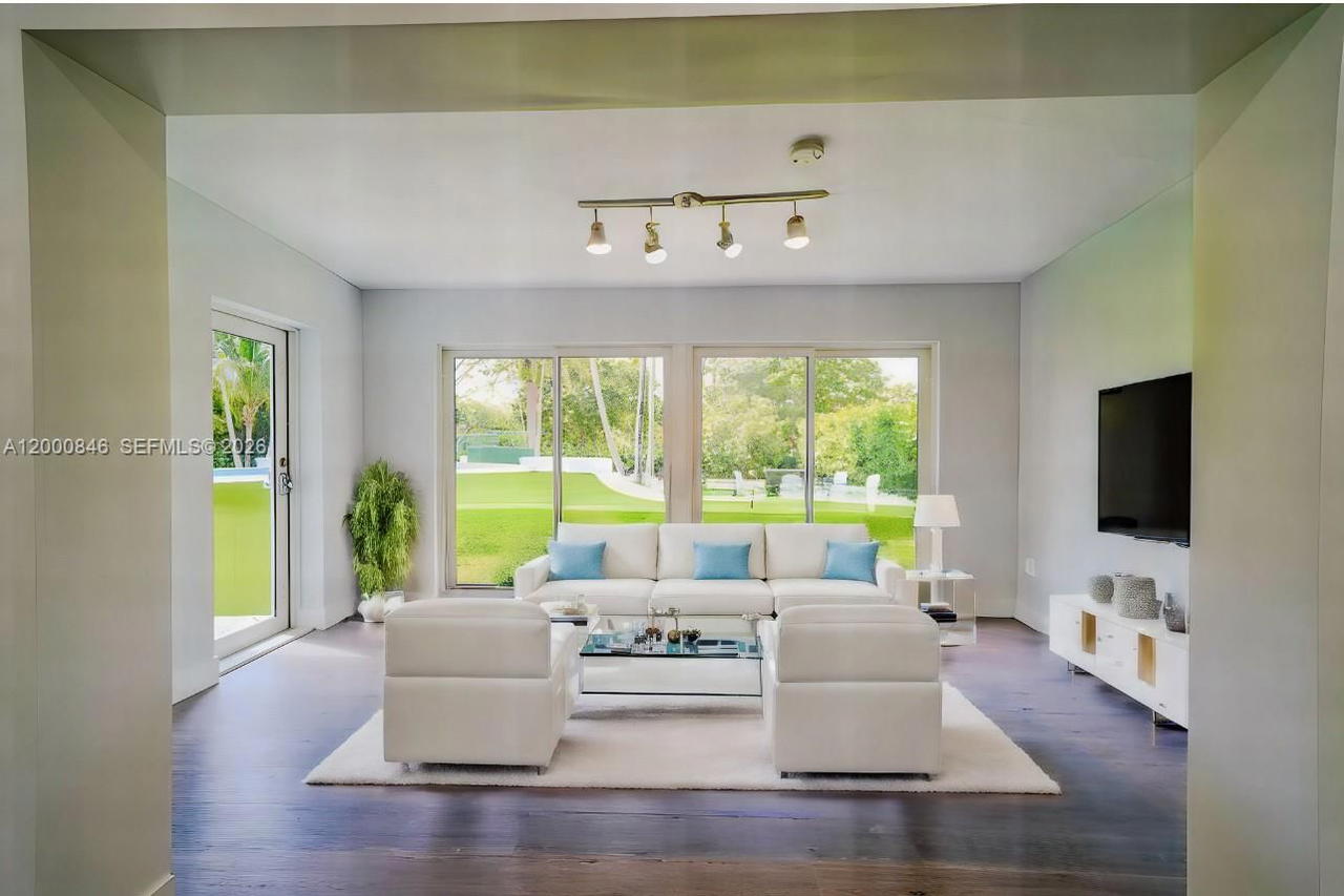 Real estate property located at 8390 64 st, Miami-dade, Sunkist Estates A, Miami, FL