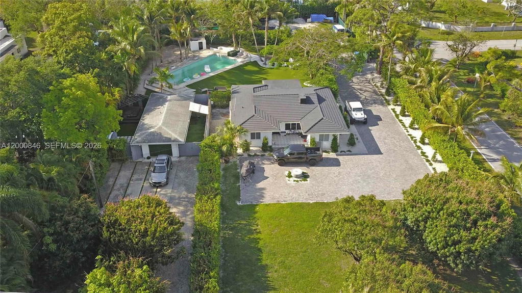 Real estate property located at 8390 64 st, Miami-dade, Sunkist Estates A, Miami, FL